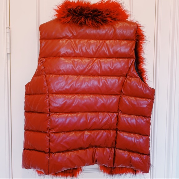 NWOT BUFFALO BY DAVID BITTON WOMEN’S MERLOT/DARK RED FUR DOWN PUFFER VEST SZM - Picture 2 of 10